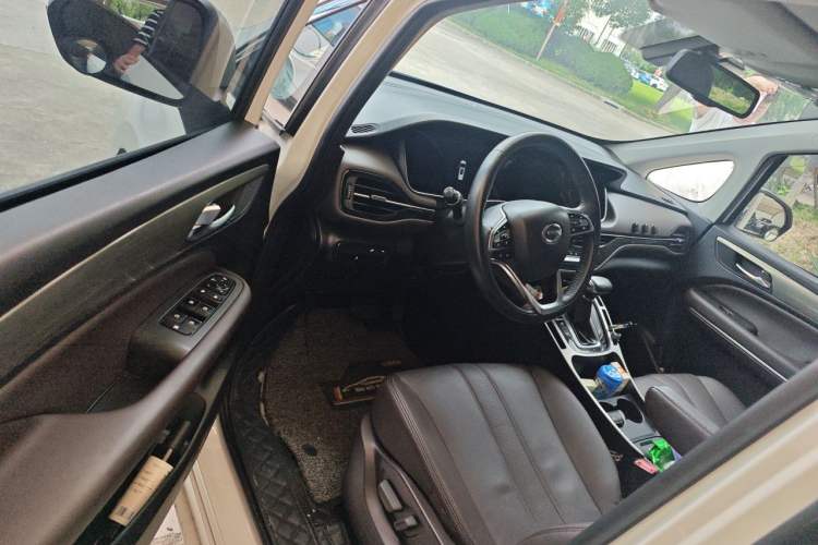 Used GAC Trumpchi M6 2019 270T Automatic Prestige Edition (7-seater) China V Standard Driver Seat