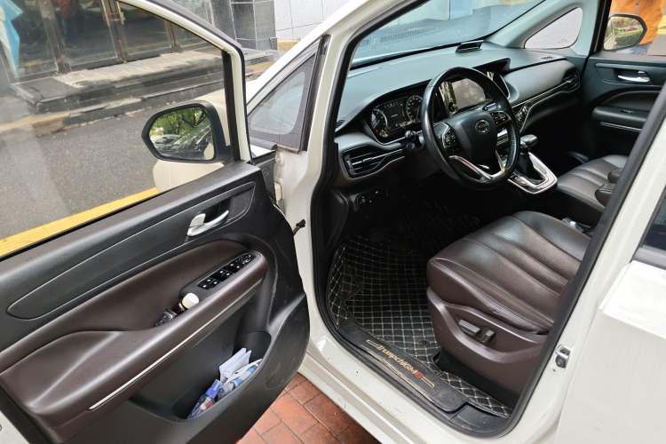Used GAC Trumpchi M6 2019 270T Automatic Luxury Edition (7-seater) China V Standard Driver Seat