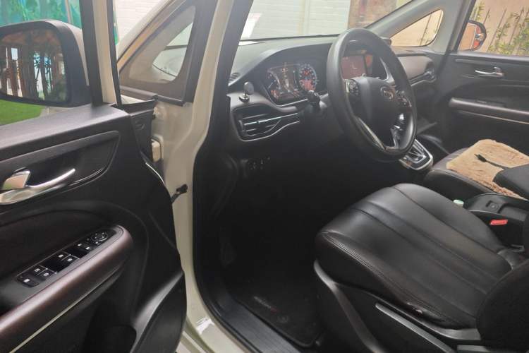 Used GAC Trumpchi M6 2019 270T DCT Luxury Edition (7-seater) China VI Driver Seat