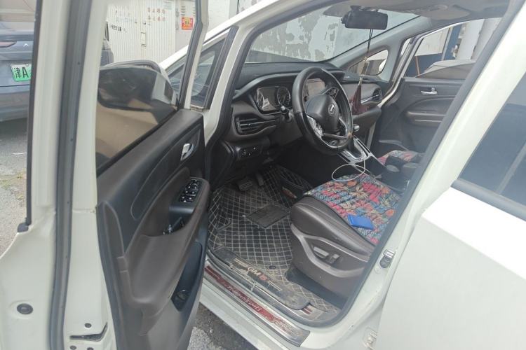 Used GAC Trumpchi M6 2019 270T Automatic Luxury Edition (7-seater) China V Standard Driver Seat