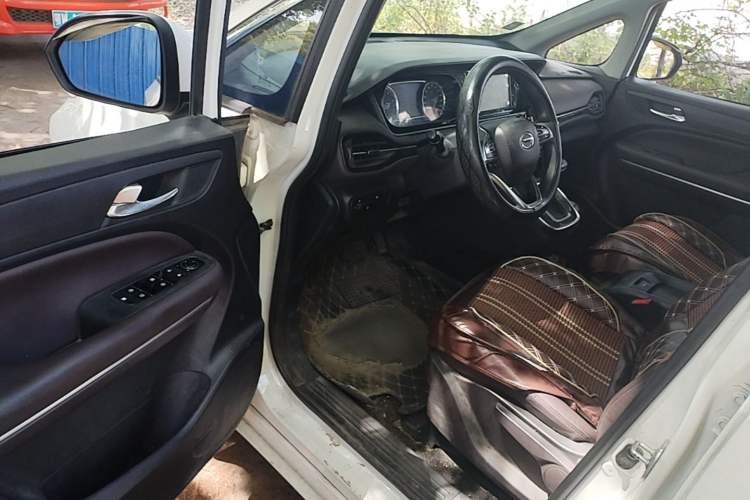 Used GAC Trumpchi M6 2019 270T Automatic Luxury Edition (7-seater) China V Standard Driver Seat