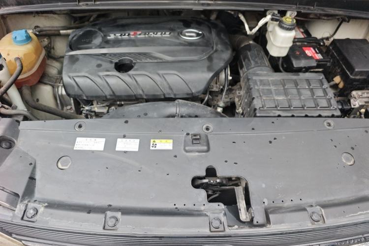 Used GAC Trumpchi M6 2019 270T Automatic Luxury Edition (7-seater) China V Standard Engine Bay