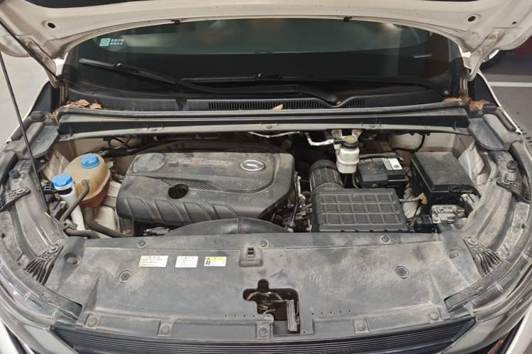 Used GAC Trumpchi M6 2019 270T Automatic Luxury Edition (7-seater) China V Standard Engine Bay