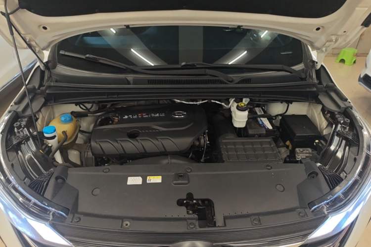 Used GAC Trumpchi M6 2019 270T Automatic Luxury Edition (7-seater) China V Standard Engine Bay