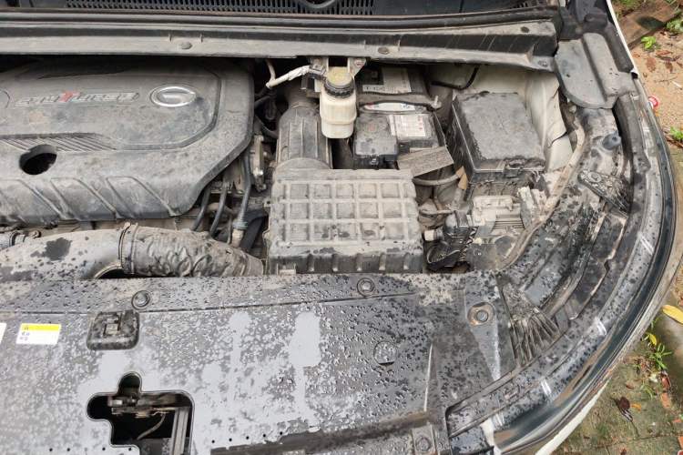 Used GAC Trumpchi M6 2019 270T DCT Luxury Edition (6-seater) China VI Engine Bay Left