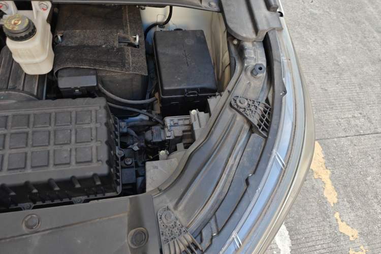 Used GAC Trumpchi M6 2019 270T DCT Prestige Edition (7-seater) China VI Engine Bay Left