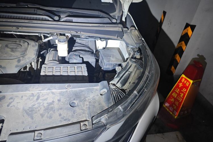 Used GAC Trumpchi M6 2019 270T DCT Luxury Edition (7-seater) China VI Engine Bay Left