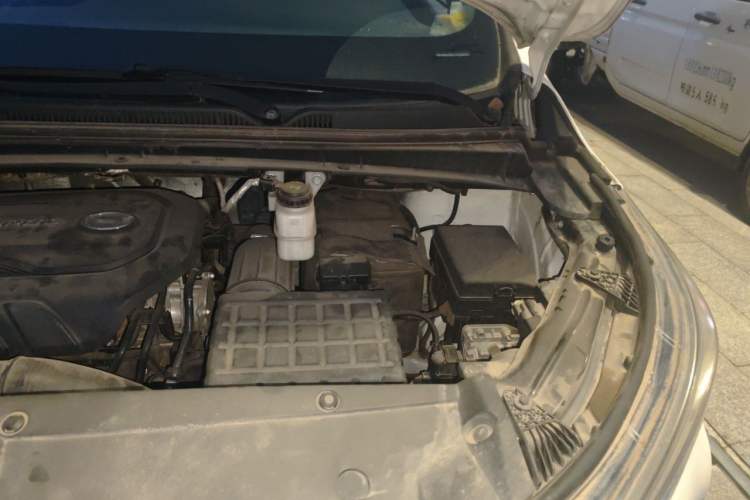 Used GAC Trumpchi M6 2019 270T DCT Luxury Edition (6-seater) China VI Engine Bay Left