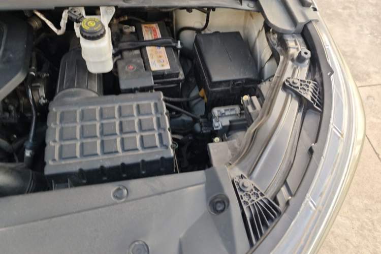 Used GAC Trumpchi M6 2019 270T Automatic Luxury Edition (6-seater) - China V Standard Engine Bay Left