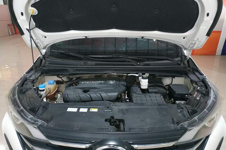 Used GAC Trumpchi M6 2019 270T DCT Luxury Edition (6-seater) China VI Engine Bay