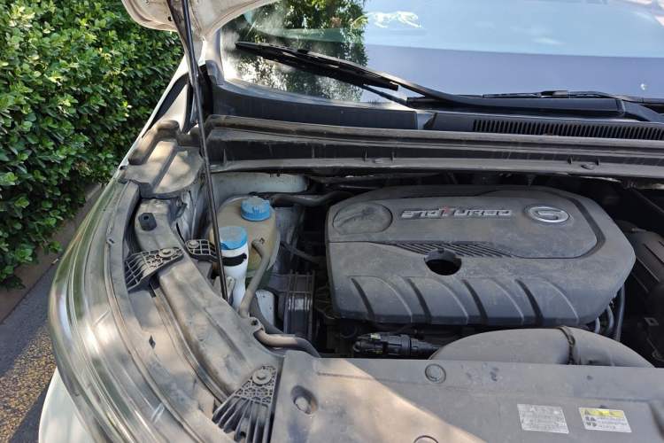 Used GAC Trumpchi M6 2019 270T DCT Luxury Edition (7-seater) China VI Engine Bay Right