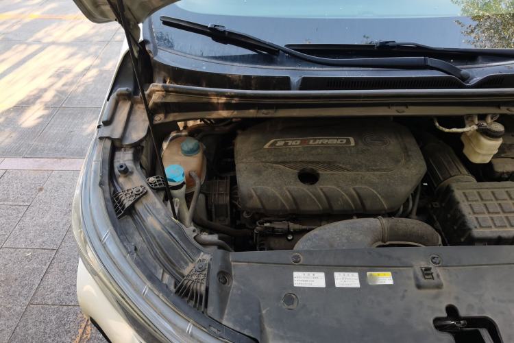Used GAC Trumpchi M6 2019 270T DCT Luxury Edition (6-seater) China VI Engine Bay Right