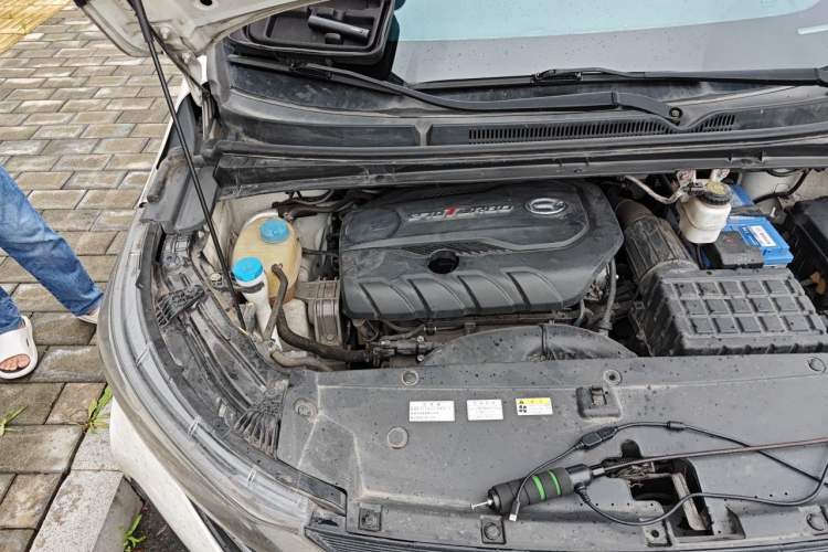 Used GAC Trumpchi M6 2019 270T Automatic Luxury Edition (7-seater) China V Standard Engine Bay Right