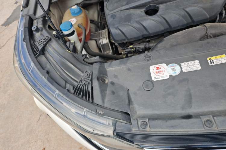 Used GAC Trumpchi M6 2019 270T DCT Prestige Edition (6-Seater) China VI Engine Bay Right