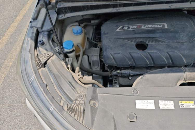 Used GAC Trumpchi M6 2019 270T DCT Luxury Edition (7-seater) China VI Engine Bay Right