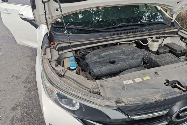Used GAC Trumpchi M6 2019 270T DCT Elite Edition (7-seater) China VI Engine Bay Right