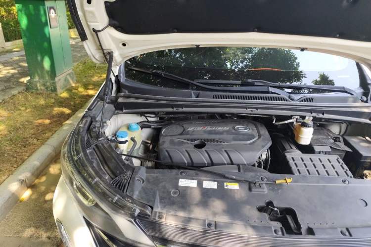 Used GAC Trumpchi M6 2019 270T DCT Luxury Edition (7-seater) China VI Engine Bay Right