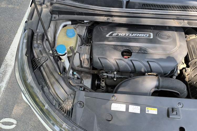 Used GAC Trumpchi M6 2019 270T DCT Luxury Edition (6-seater) China VI Engine Bay Right