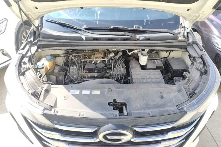 Used GAC Trumpchi M6 2019 270T DCT Elite Edition (7-seater) China VI Engine Bay