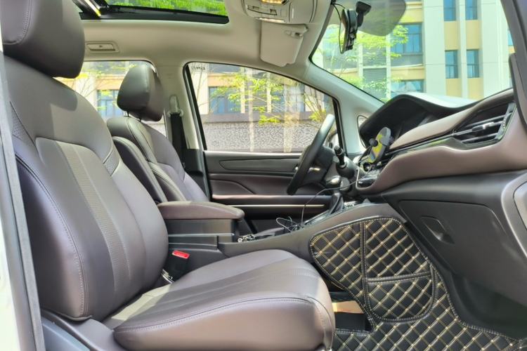 Used GAC Trumpchi M6 2019 270T DCT Luxury Edition (7-seater) China VI Exterior 11
