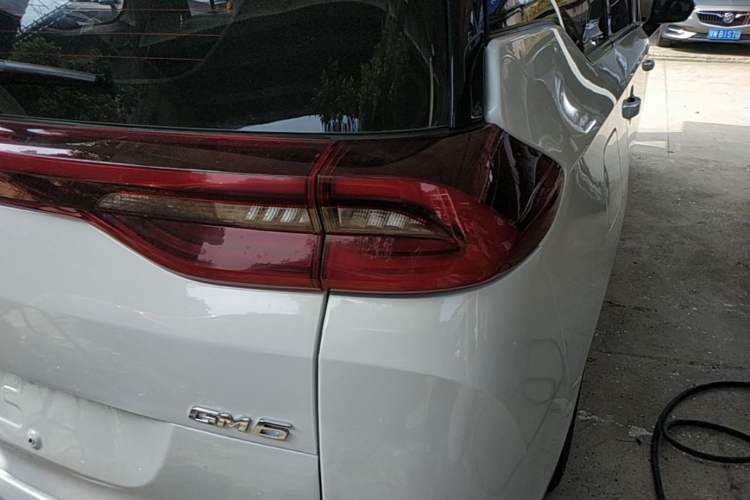 Used GAC Trumpchi M6 2019 270T Automatic Luxury Edition (6-seater) - China V Standard Exterior 3