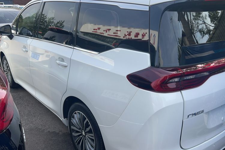 Used GAC Trumpchi M6 2019 270T Automatic Luxury Edition (7-seater) China V Standard Exterior 4