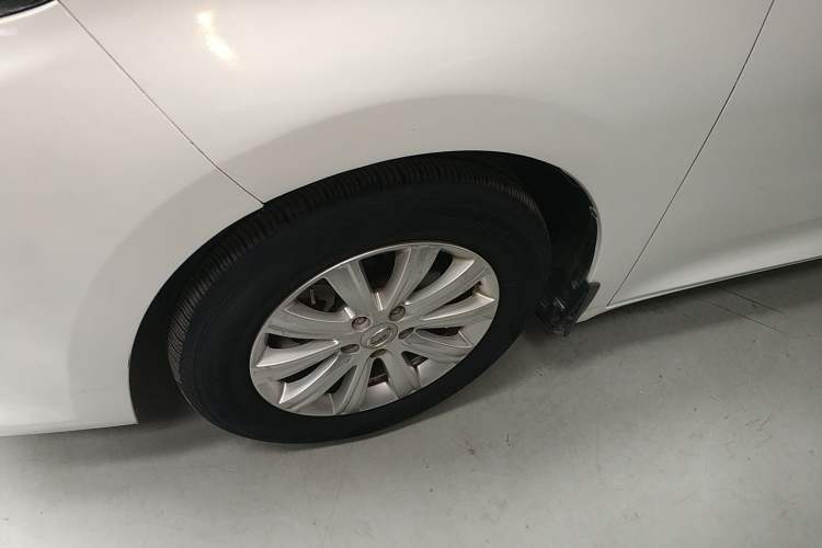Used GAC Trumpchi M6 2019 270T DCT Luxury Edition (6-seater) China VI Exterior 4