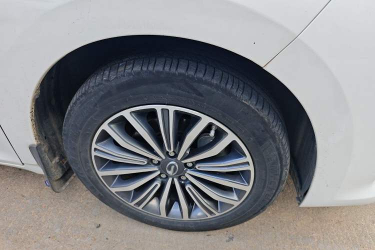 Used GAC Trumpchi M6 2019 270T DCT Prestige Edition (6-Seater) China VI Exterior 4