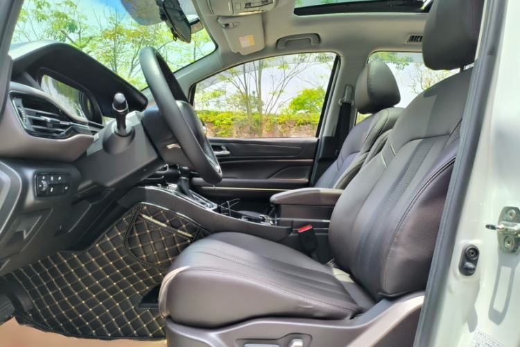 Used GAC Trumpchi M6 2019 270T DCT Luxury Edition (7-seater) China VI Exterior 6
