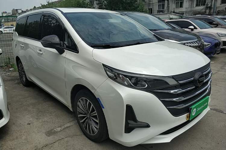 Used GAC Trumpchi M6 2019 270T DCT Luxury Edition (7-seater) China VI Front Right 45 Deg
