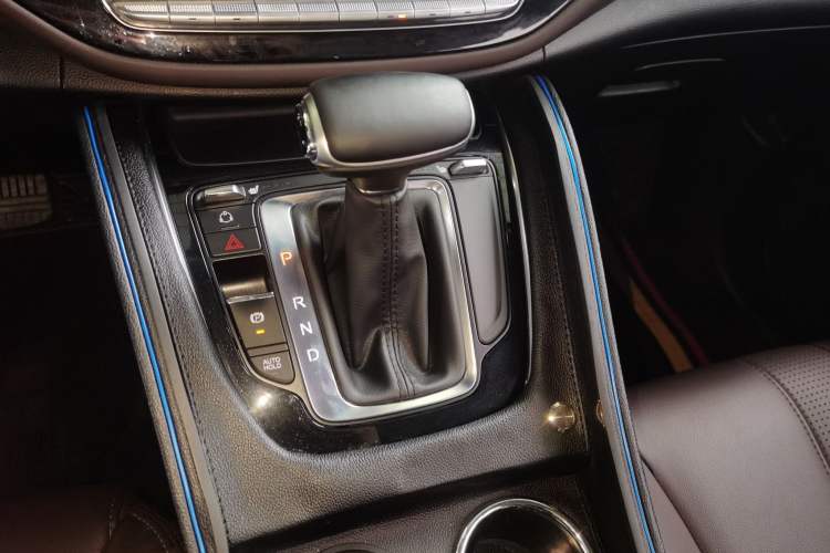 Used GAC Trumpchi M6 2019 270T DCT Luxury Edition (7-seater) China VI Gear Lever