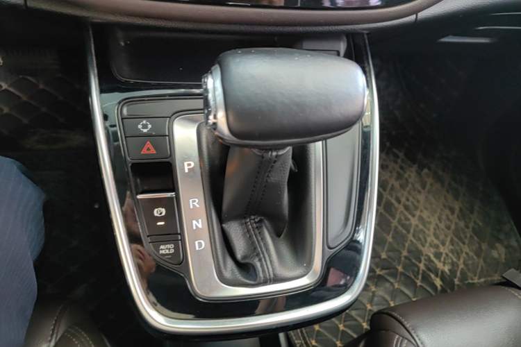 Used GAC Trumpchi M6 2019 270T Automatic Luxury Edition (7-seater) China V Standard Gear Lever