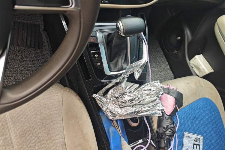 Used GAC Trumpchi M6 2019 270T DCT Elite Edition (7-seater) China VI Gear Lever