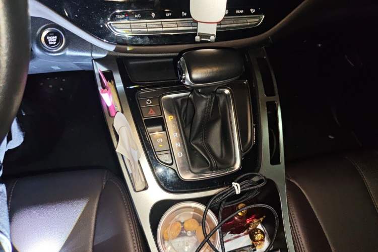 Used GAC Trumpchi M6 2019 270T DCT Luxury Edition (6-seater) China VI Gear Lever