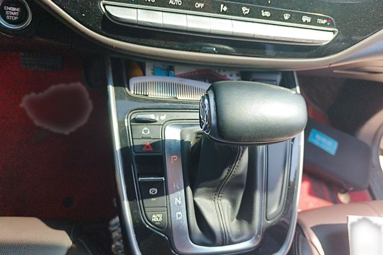 Used GAC Trumpchi M6 2019 270T DCT Luxury Edition (7-seater) China VI Gear Lever