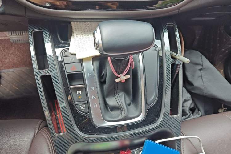 Used GAC Trumpchi M6 2019 270T DCT Elite Edition (7-seater) China VI Gear Lever