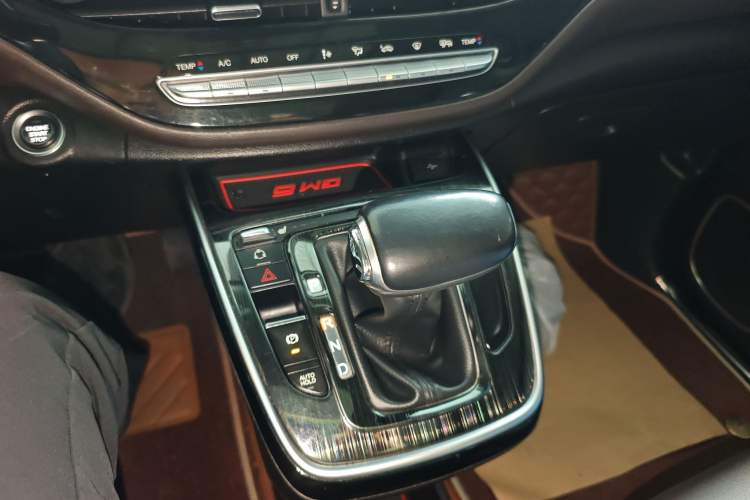 Used GAC Trumpchi M6 2019 270T DCT Luxury Edition (7-seater) China VI Gear Lever