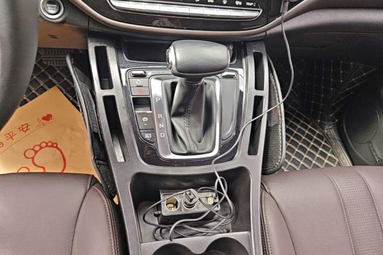 Used GAC Trumpchi M6 2019 270T DCT Luxury Edition (7-seater) China VI Gear Lever