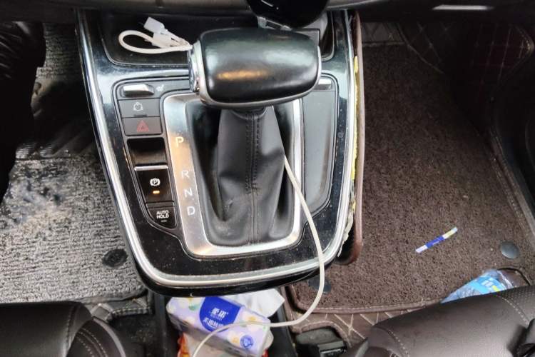 Used GAC Trumpchi M6 2019 270T DCT Luxury Edition (7-seater) China VI Gear Lever