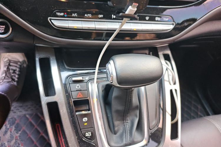 Used GAC Trumpchi M6 2019 270T DCT Prestige Edition (6-Seater) China VI Gear Lever
