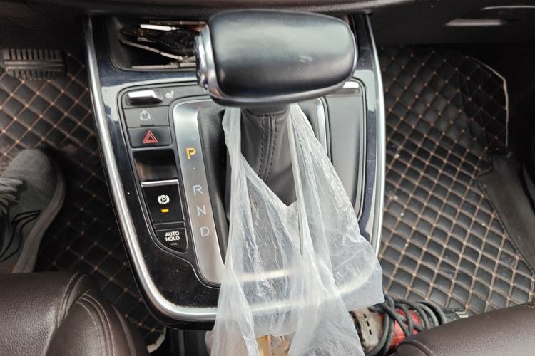 Used GAC Trumpchi M6 2019 270T DCT Luxury Edition (7-seater) China VI Gear Lever