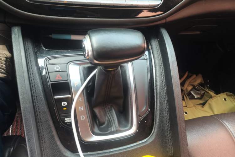 Used GAC Trumpchi M6 2019 270T Automatic Luxury Edition (7-seater) China V Standard Gear Lever