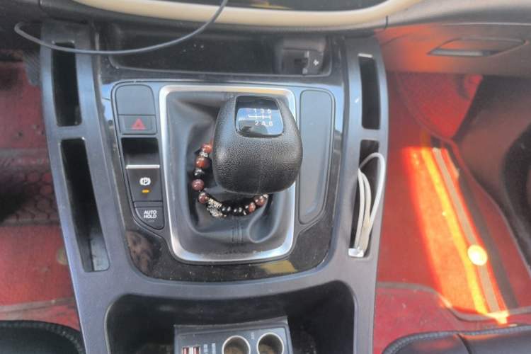 Used GAC Trumpchi M6 2019 270T Manual Elite Edition (7-seater) China V Standard Gear Lever