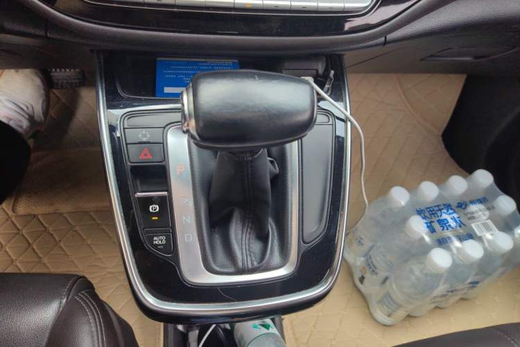 Used GAC Trumpchi M6 2019 270T Automatic Luxury Edition (7-seater) China V Standard Gear Lever