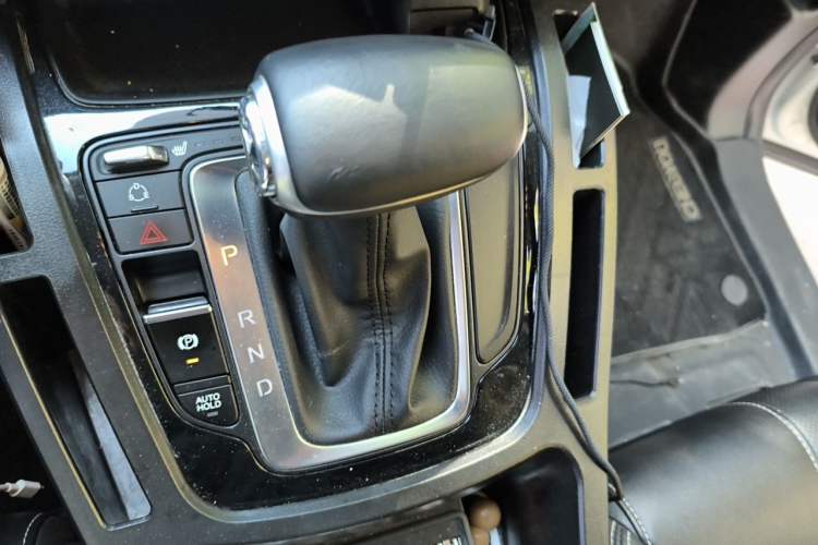 Used GAC Trumpchi M6 2019 270T DCT Luxury Edition (6-seater) China VI Gear Lever