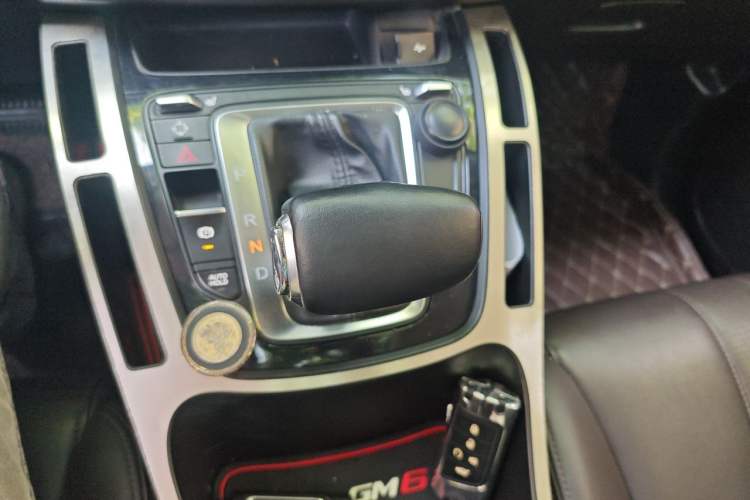 Used GAC Trumpchi M6 2019 270T Automatic Prestige Edition (7-seater) China V Standard Gear Lever