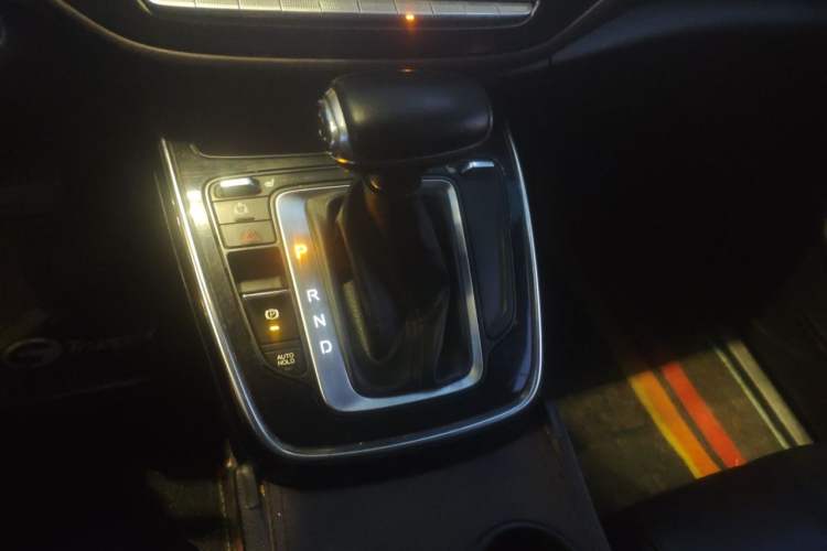 Used GAC Trumpchi M6 2019 270T DCT Luxury Edition (6-seater) China VI Gear Lever