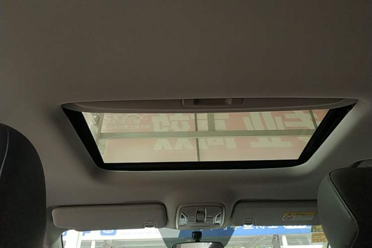 Used GAC Trumpchi M6 2019 270T Automatic Luxury Edition (6-seater) - China V Standard Headliner