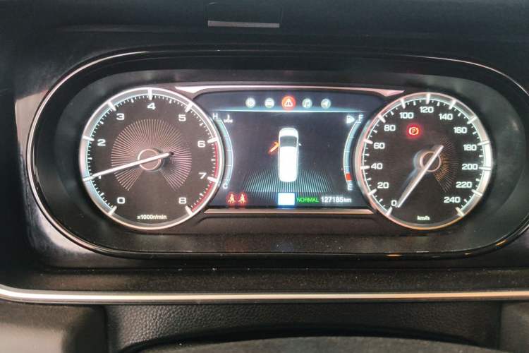 Used GAC Trumpchi M6 2019 270T Automatic Luxury Edition (7-seater) China V Standard Instrument Cluster