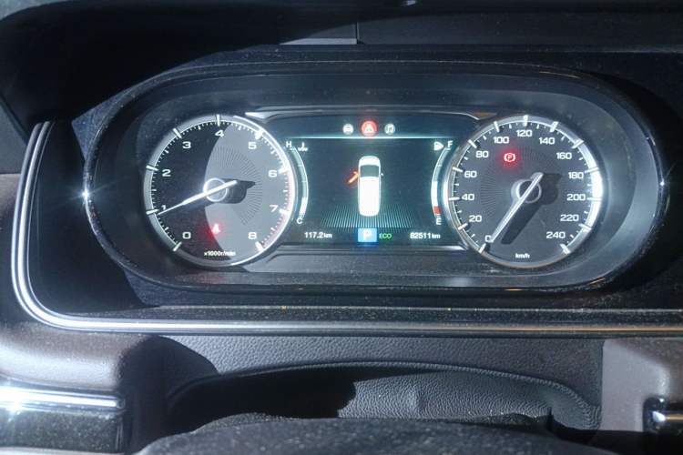 Used GAC Trumpchi M6 2019 270T Automatic Luxury Edition (6-seater) - China V Standard Instrument Cluster